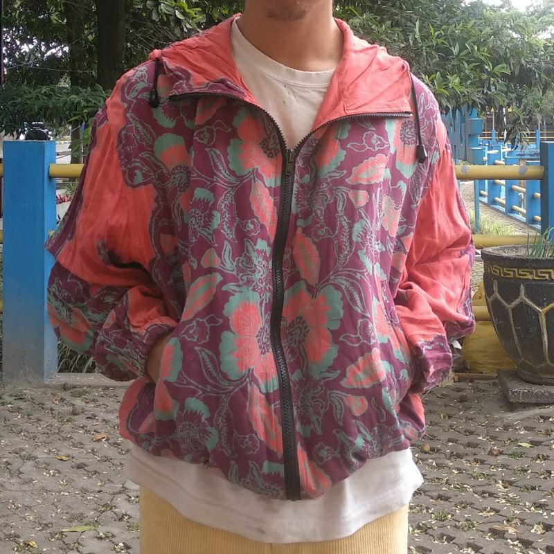 Hoodie unik BEAMS BAIK BAIK