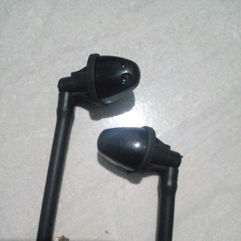 NOSEL SEMPROTAN AIR KACA DEPAN/BELAKANG /NOSEL AIR WIPER ORIGINAL HYUNDAI (1PCS)