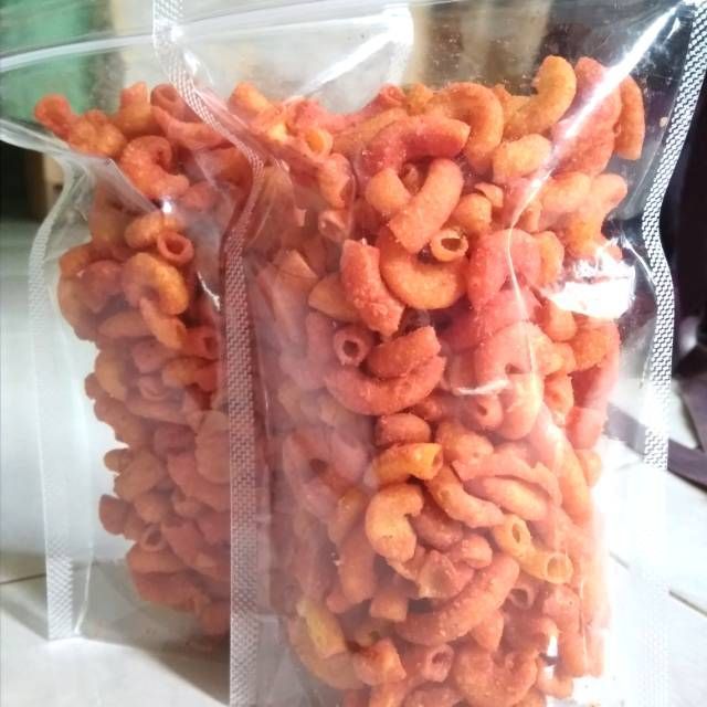 

MAKARONI CIKRUH DAUN JERUK 250 GRAM