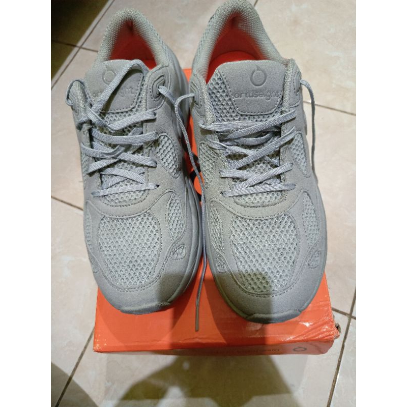Sepatu Ortuseight Brisbane