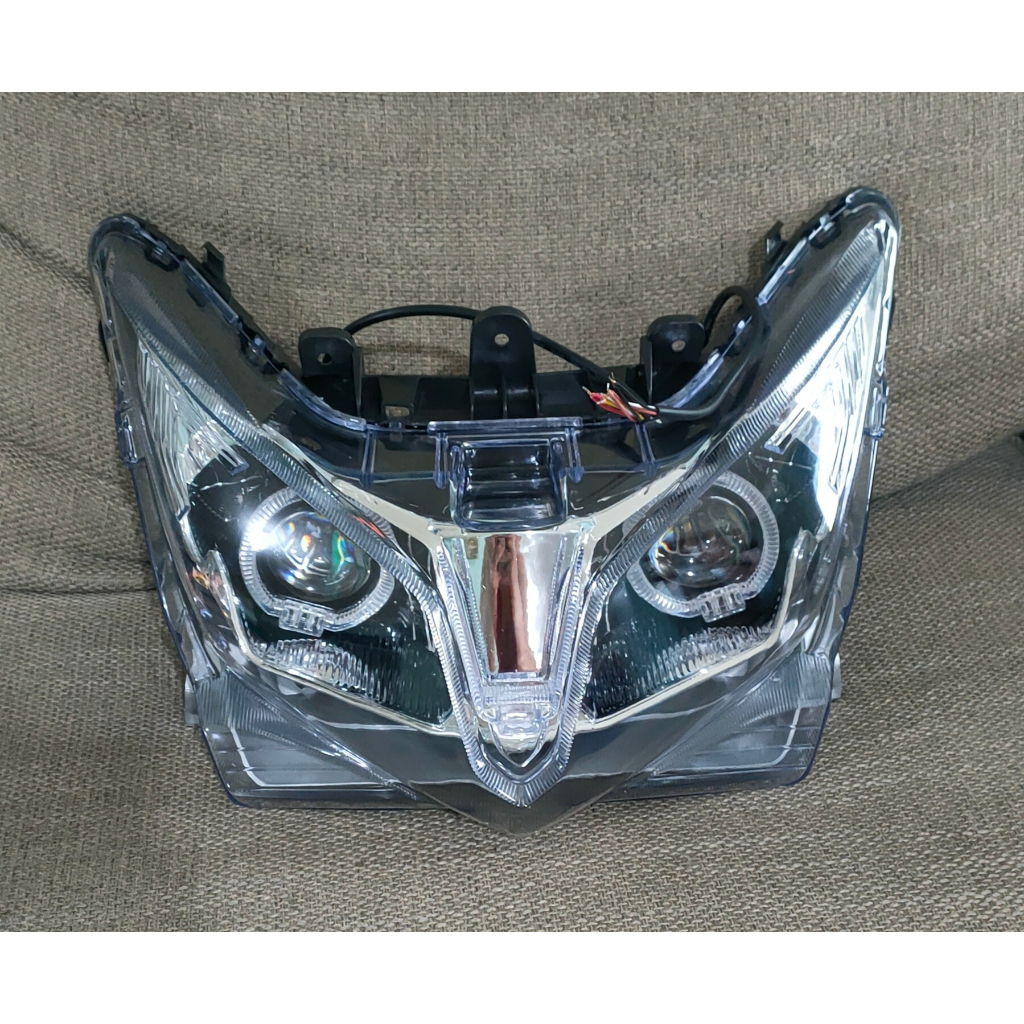 PROMO CUCI GUDANG 1 SET REVEKTOR LAMPU DEPAN MOTOR VARIO 125 KZR + 2PIS LAMPU BILED/REVEKTOR BILED V