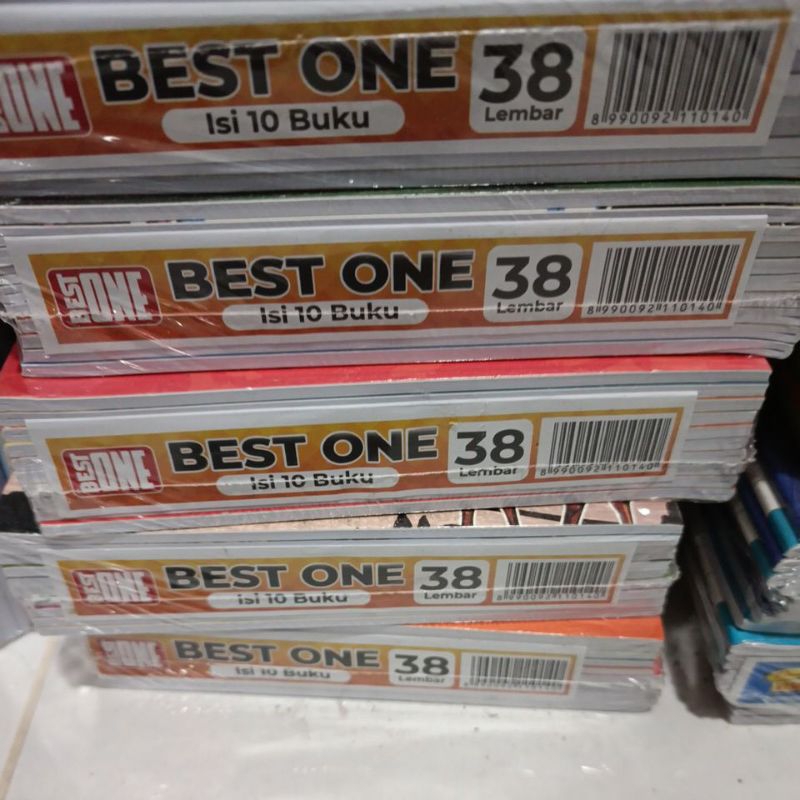 

buku tulis isi 38 lembar merek alfa premium/all star per packisi 10 buku