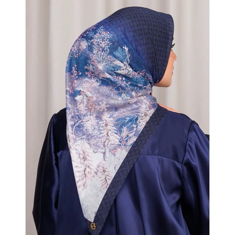 New Buttonscarves Holiday Series