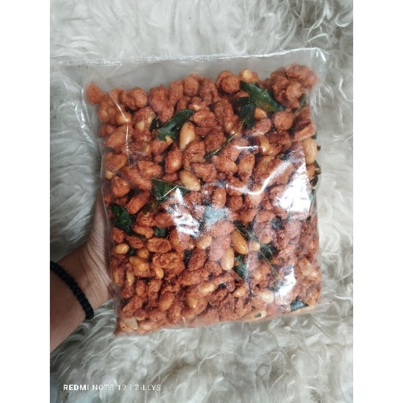 

kacang bali thailand daun jeruk kacang tepung 500gr