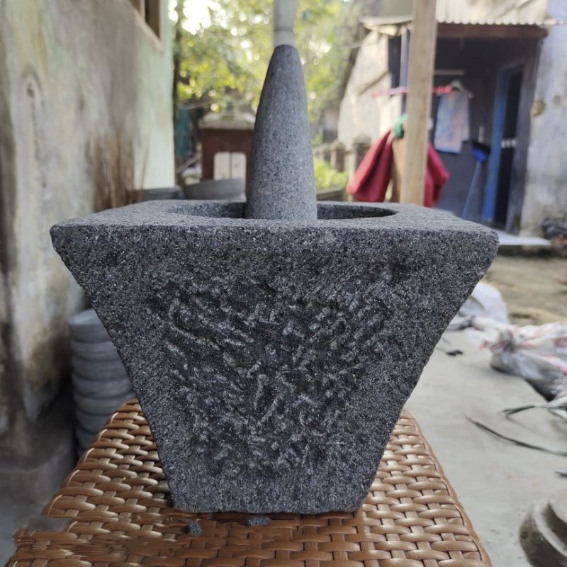 LUMPANG JUMBO BATU ASLI BERGARANSI UANG KEMBALI 100% ASLI BAHAN DARI BATUGUNUNG