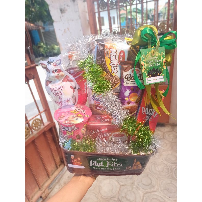 

Parcel|kado idul fitri-adha, sarahan, ultah, anniversary, wisuda dll