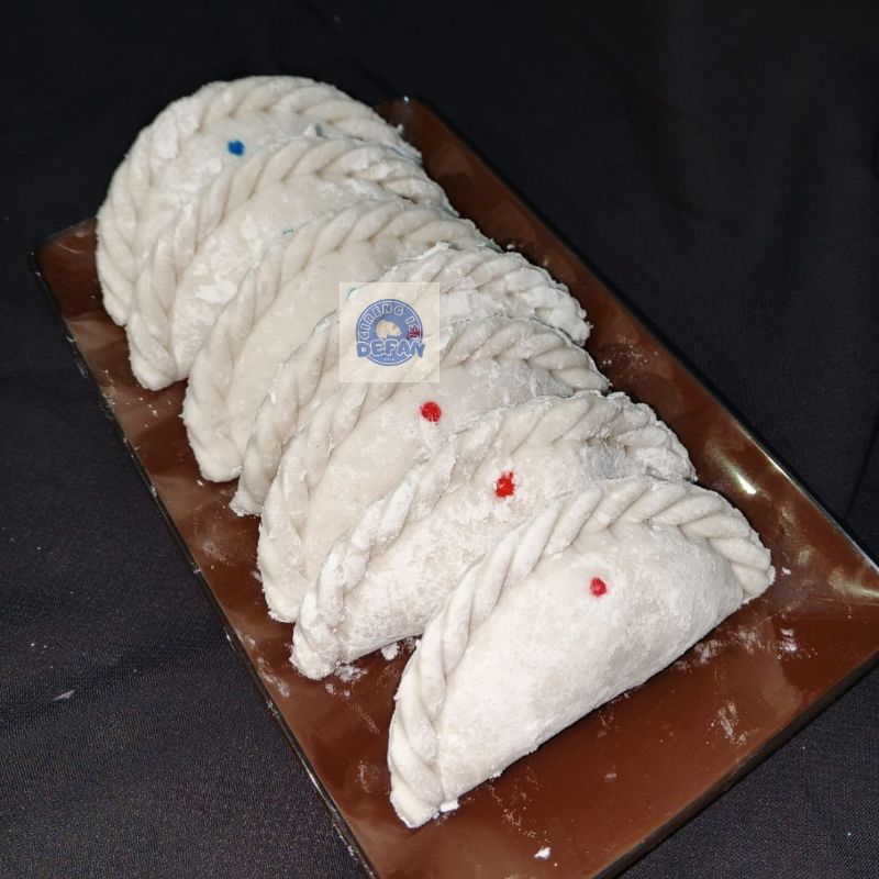 

Cireng isi Sedang / cireng isi ayam suwir / Cireng isi keju lumer ( isi 4pcs)