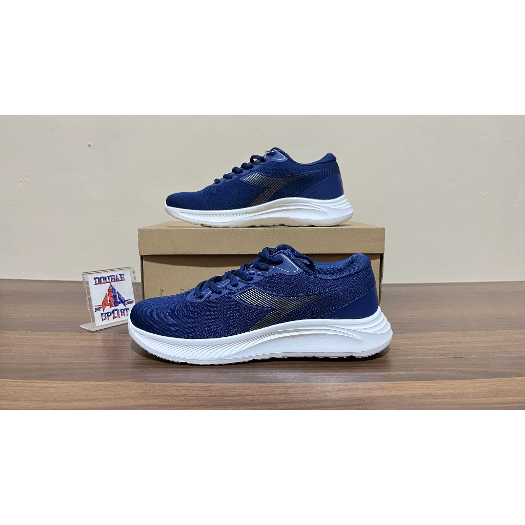 Sepatu sekolah olahraga casual pria Diadora Malco Navy Biru Original Resmi