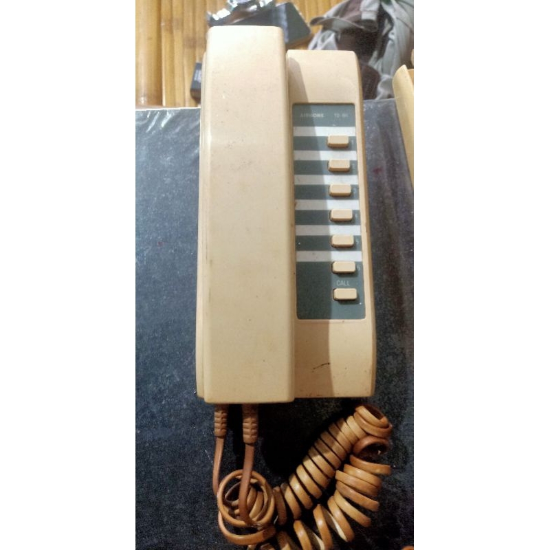 telepon jadul koleksi