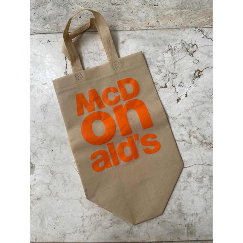 [NEW] reusable shopping bag / tote bag spunbon / goodie bag / tas belanja mcd mc donalds - original 