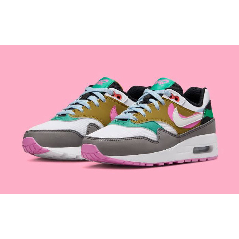 Sepatu FJ3286 650rb 13.5K  20CM 1Y Black White Pink Green Playful