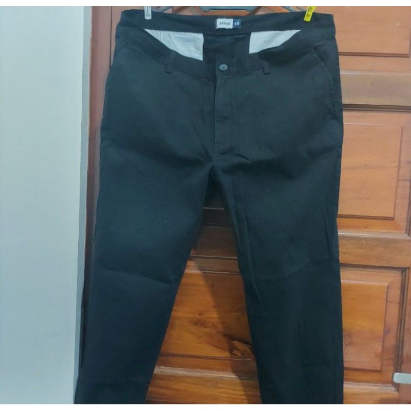 Erigo Chino Pants