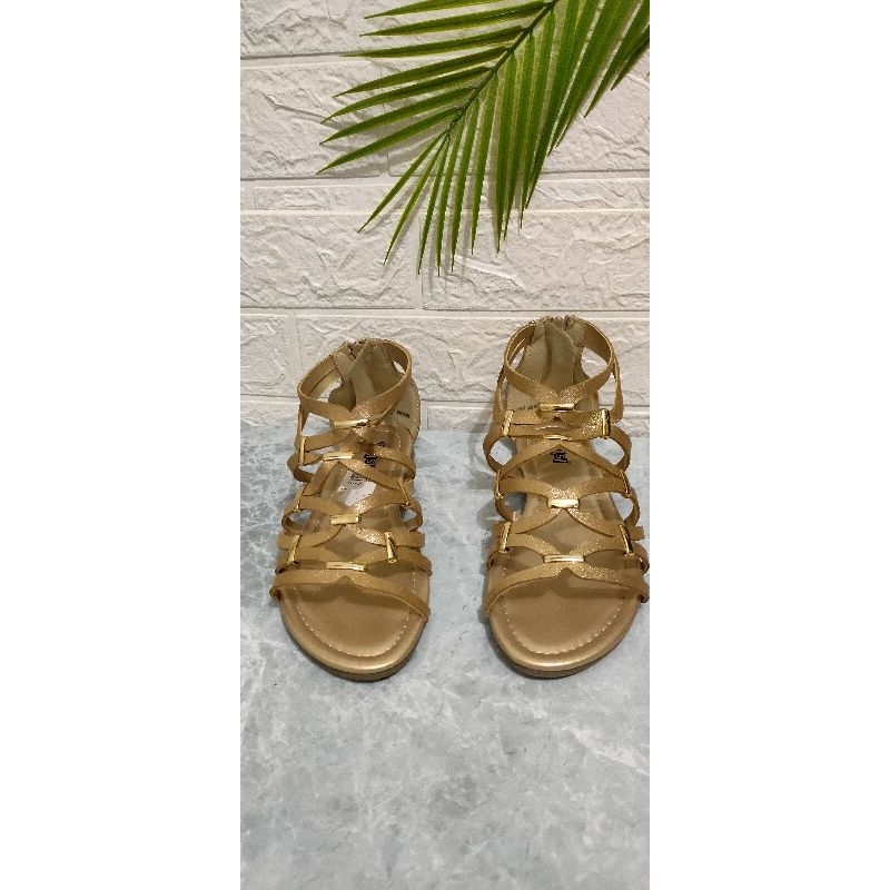 Brash sepatu sandal wanita