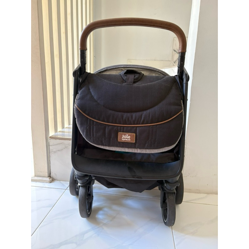 Preloved Joie Signature Parcel