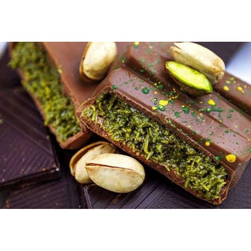 

coklat Dubai pistachio 100% kunafa asli mini/ coklat Dubai kecil/ coklat Dubai 9cm x 7cm