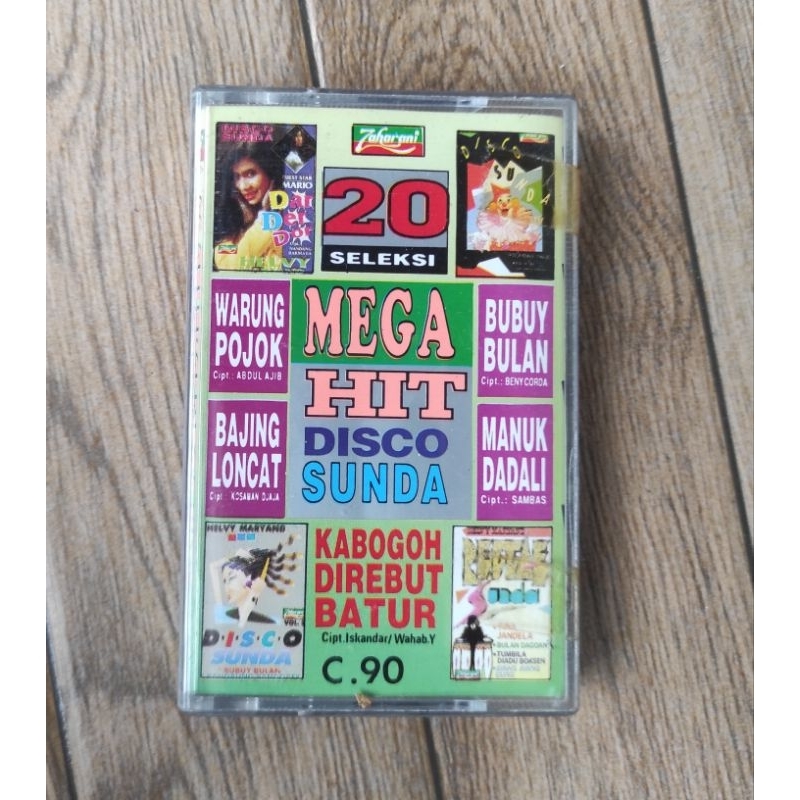 kaset pita 20 seleksi mega hit disco sunda