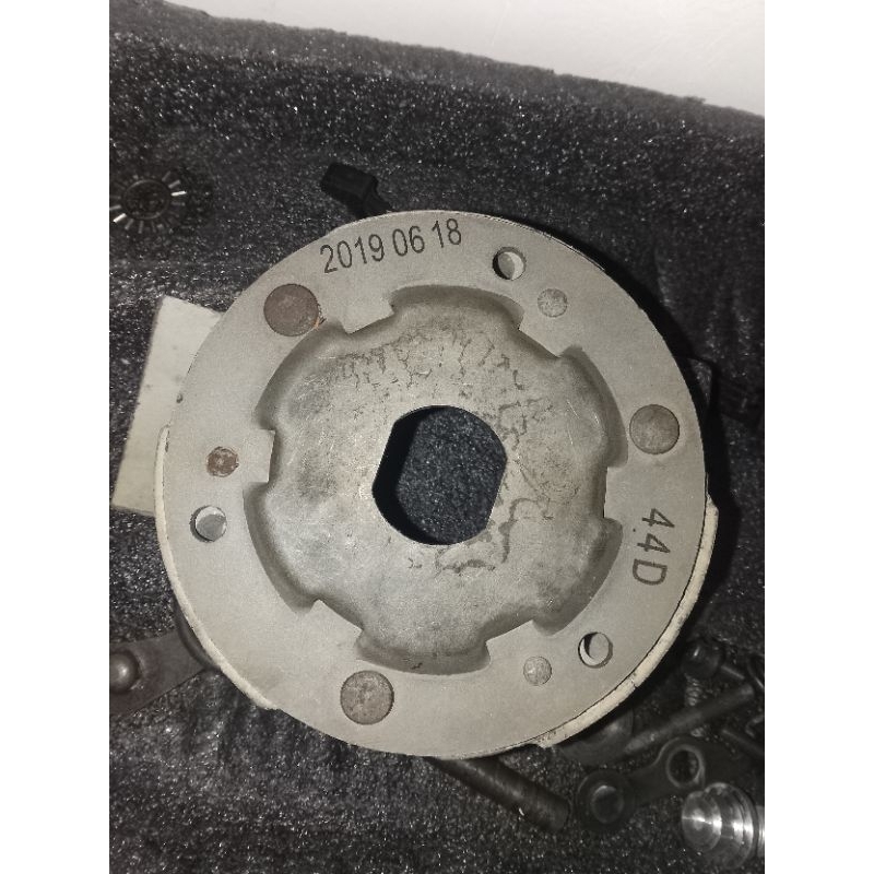 kampas ganda yamaha xeon karbu