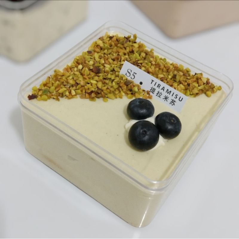 

Tiramisu Cake Pistachio