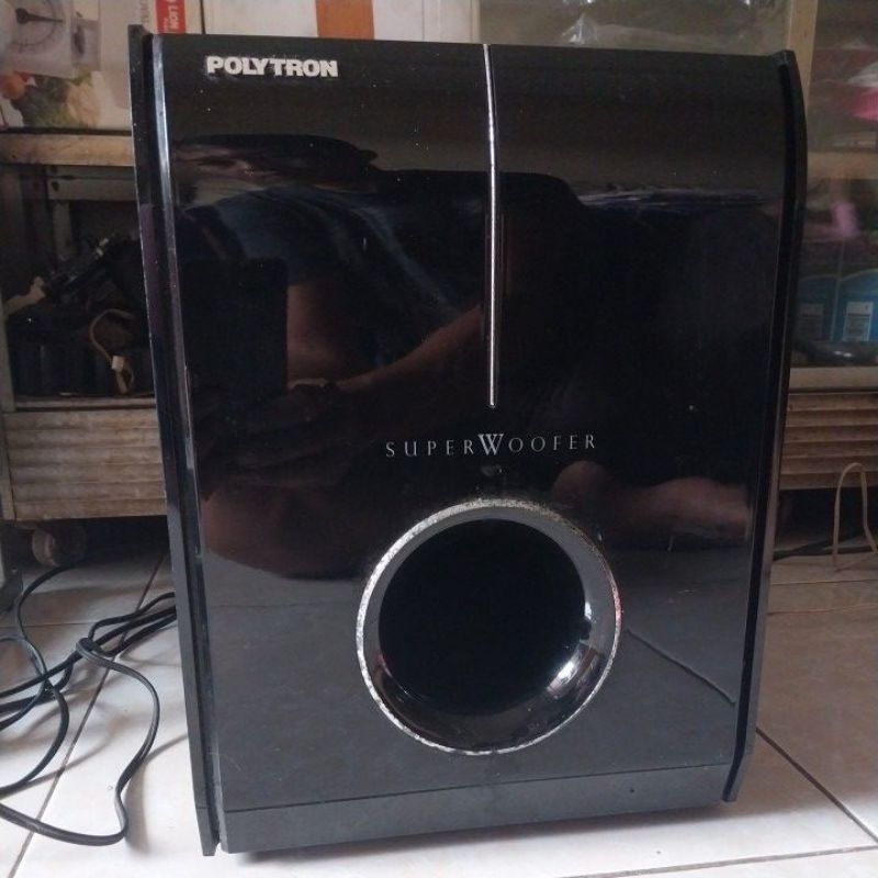 subwoofer polytron 8inch swf1691