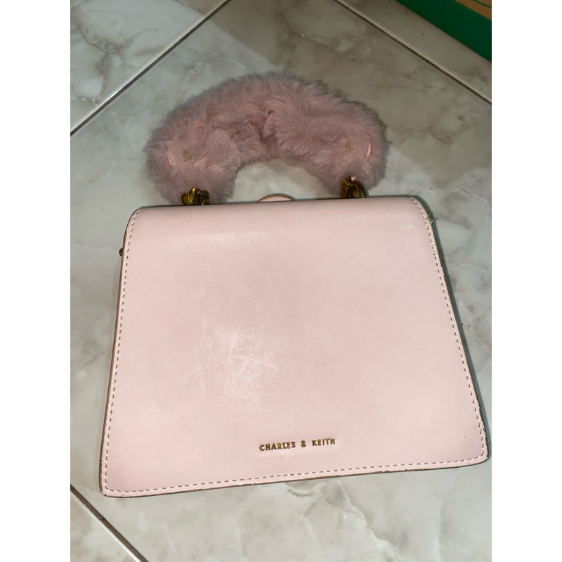 [second] Tas Charles & Keith KW