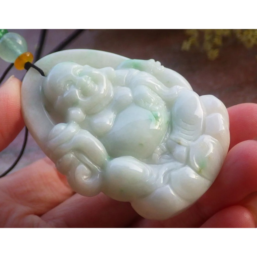 Liontin Light Green Jedaite Jade Giok Ukiran Smile Buddha Pendant MC02730