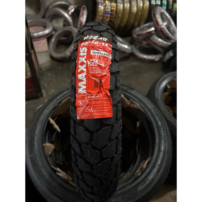 MAXXIS M6240 ON-OFFROAD 90/90 RING 14 TUBELESS