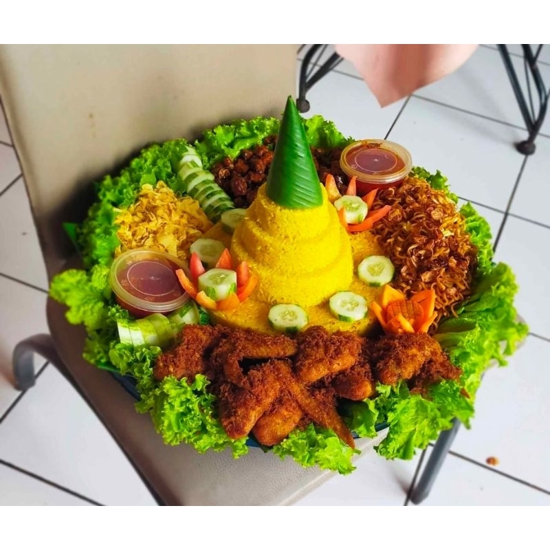 Tumpeng Tampah/Nasi Tumpeng/Tumpeng Lengkap
