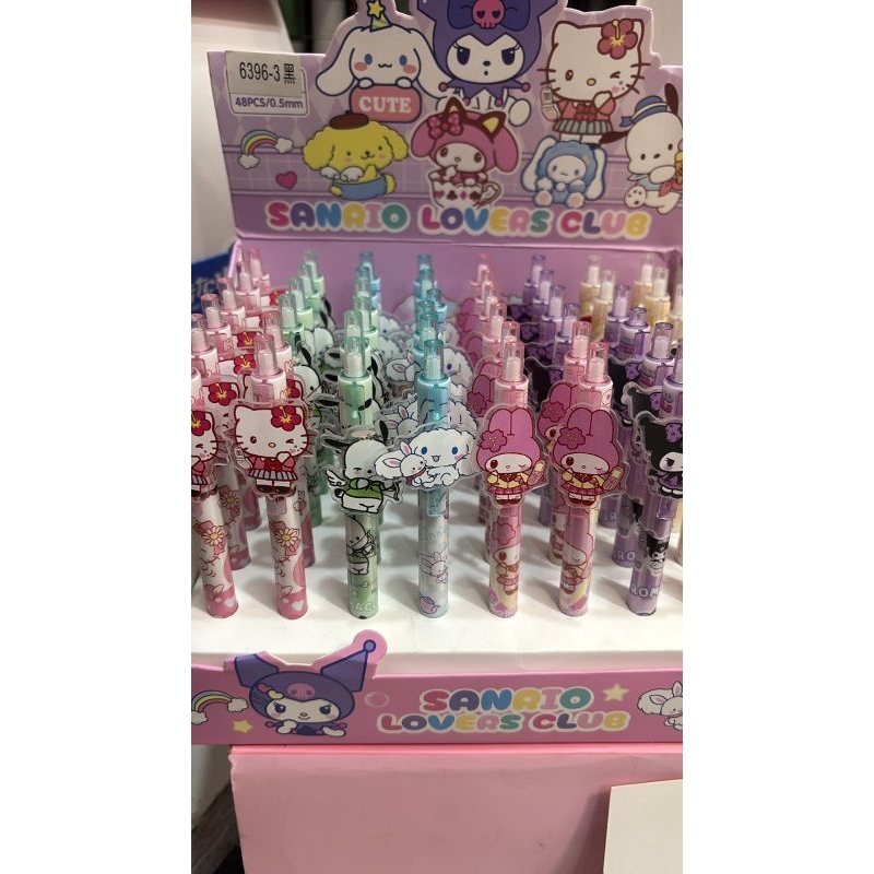 

1 BOX PEN AKRILIK SANRIO LOVERS ISI 48