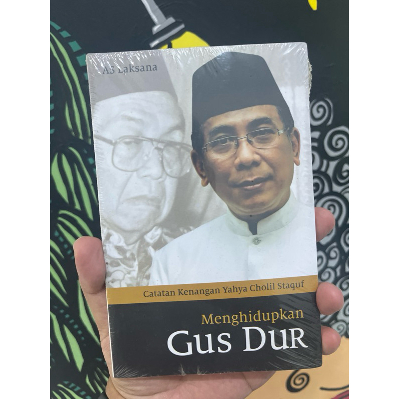 Buku tentang Gus Dur - Catatan Kenangan Yahya Cholil Staquf