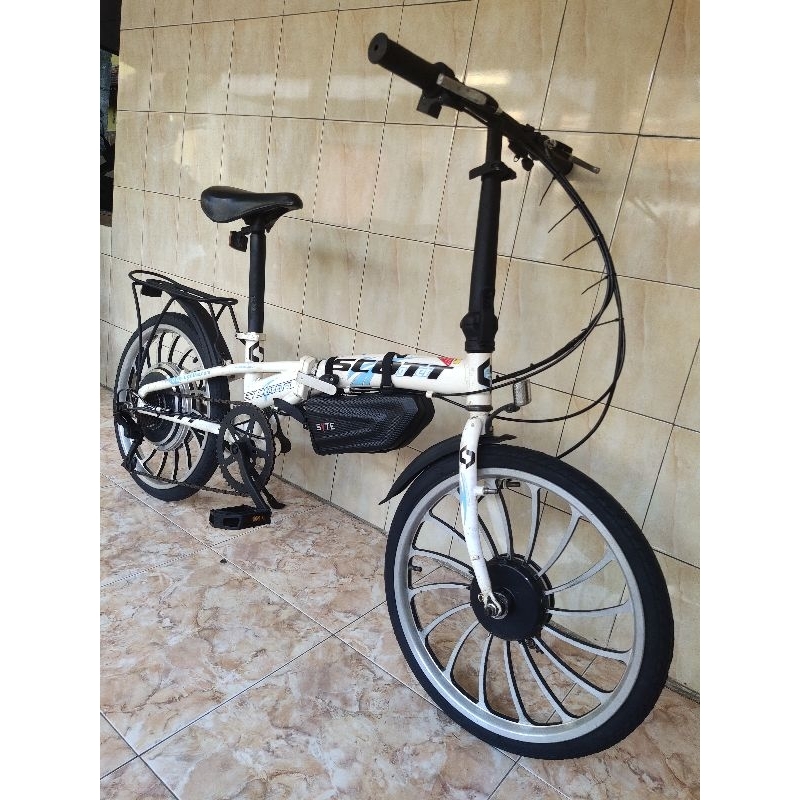 Sepeda Listrik Lipat Kondisi second - baik