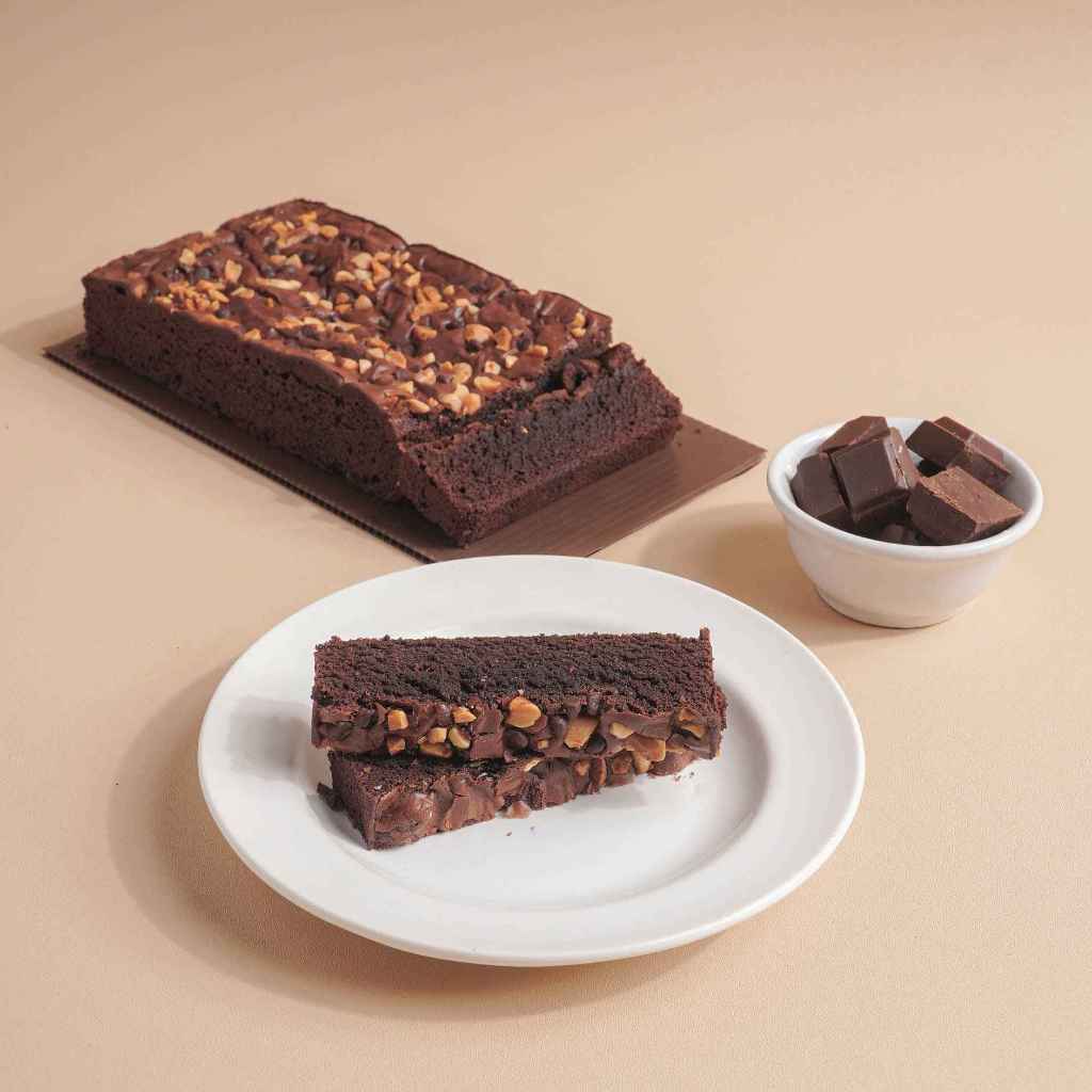 

Almond brownie cake kue hampers gift set kado birthday