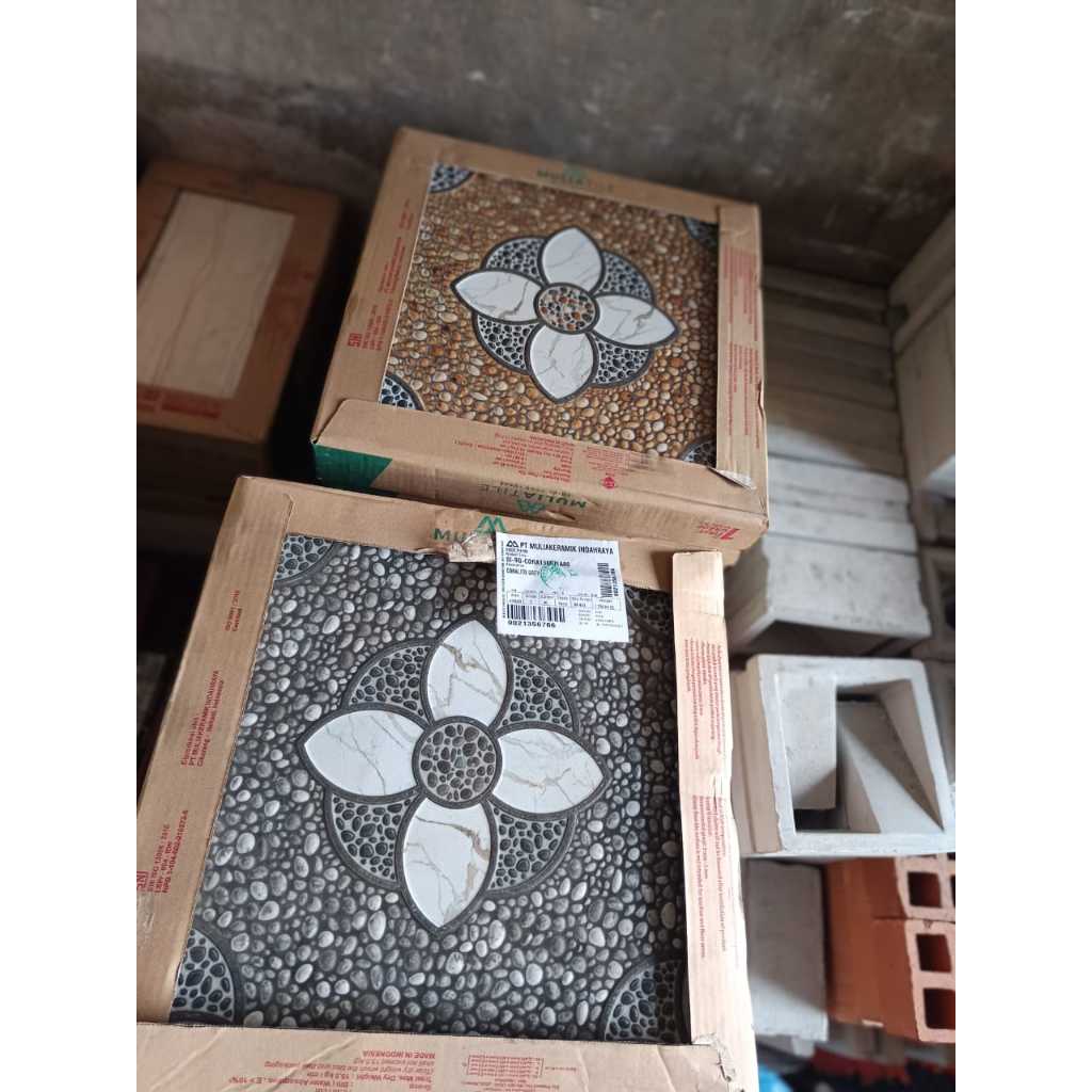 Carolite keramik Teras Mulia varian Biege & Grey