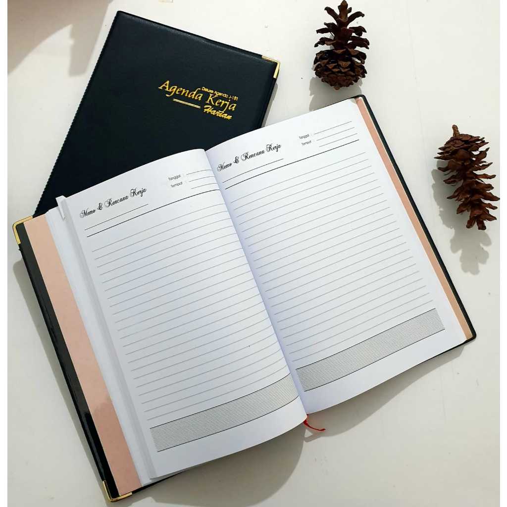 

GYBR Agenda buku catatan bergaris Hardcover A5 ukuran 21 x 15.5 cm Diary Agenda lengkap dengan peta