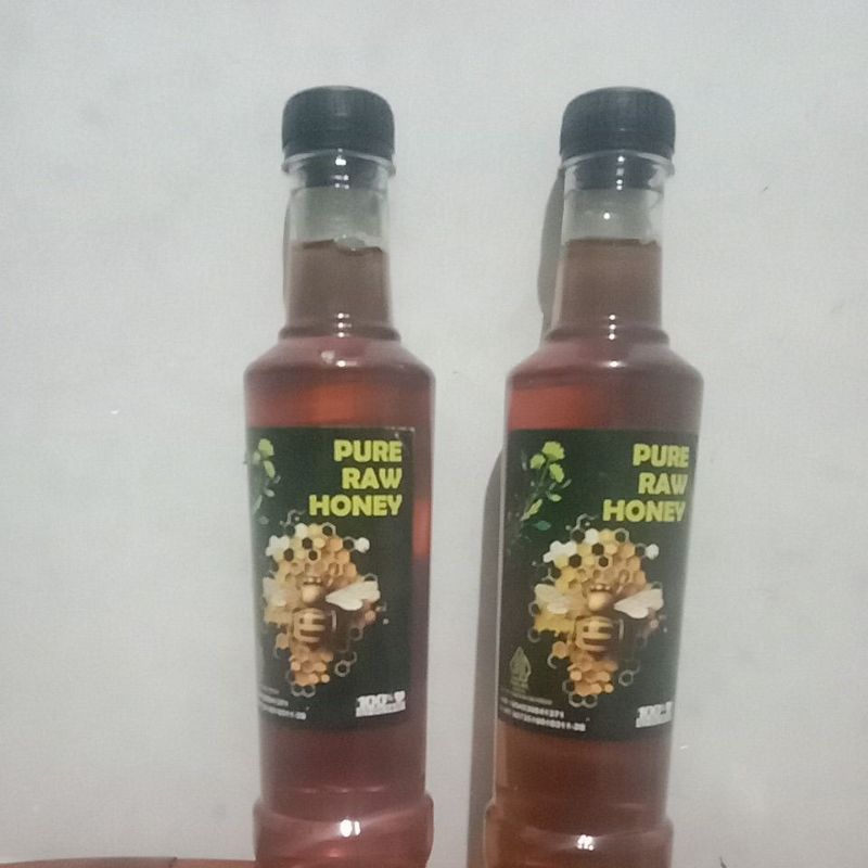 

pure raw honey