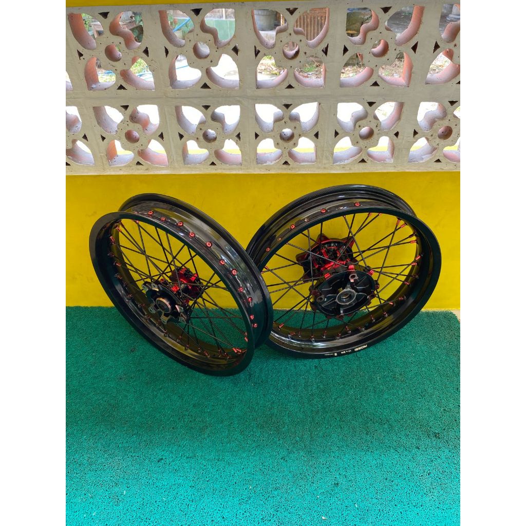 Wheelset Supermoto CRF Velg Rossi Ring 17 Tanpa Ban Murah