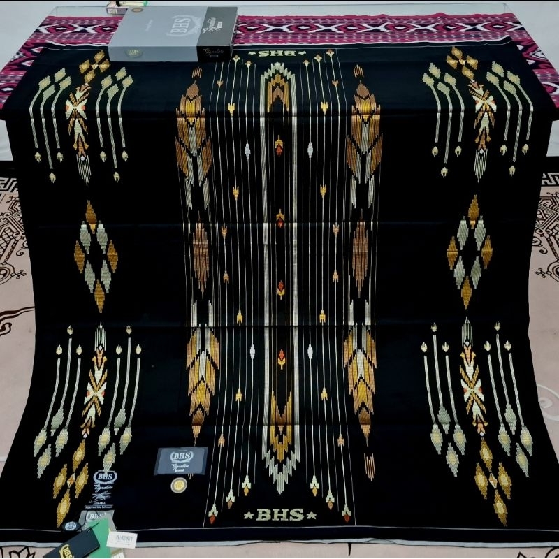 Sarung BHS Signature SSH Silver Mercerized Premium Songket Timbul Mewah ATBM