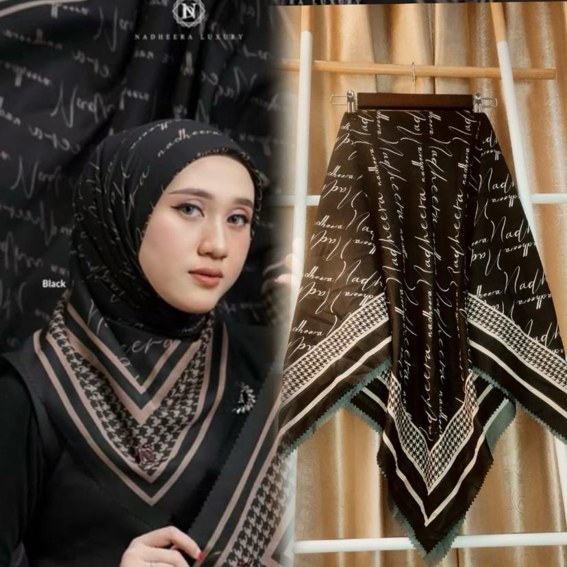 Hijab Segi Empat Motif Bunga Terbaru Voal Premium Original Azara Umama Square Scarf Jilbab Sport Ker