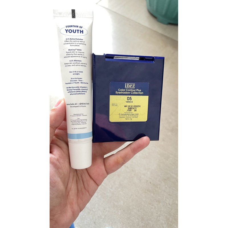 Paket Kosmetik INEZ EYESHADOW & HALE RETINOL
