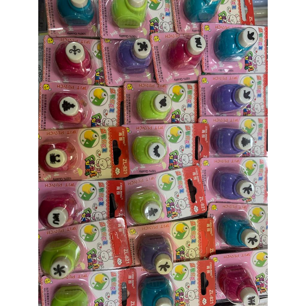 

Pembolong bentuk kecil fancy murah biasa ( kualitas di bawah merek kmei)