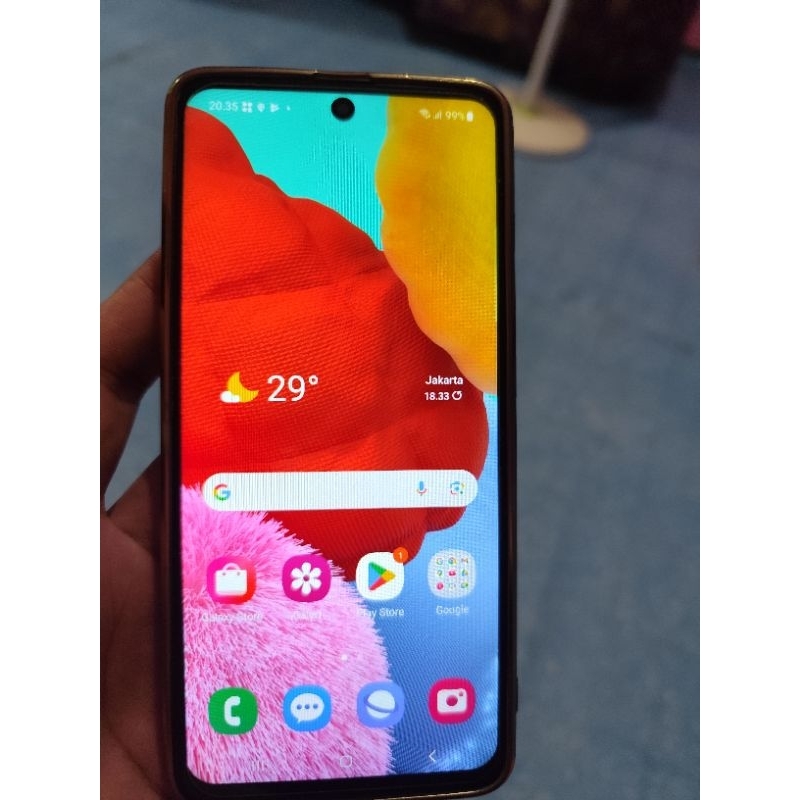 Samsung a51 ram 8/128 GB minus lcd ad bercak putih d samping pemakaian normal mesin segel fisik sepe