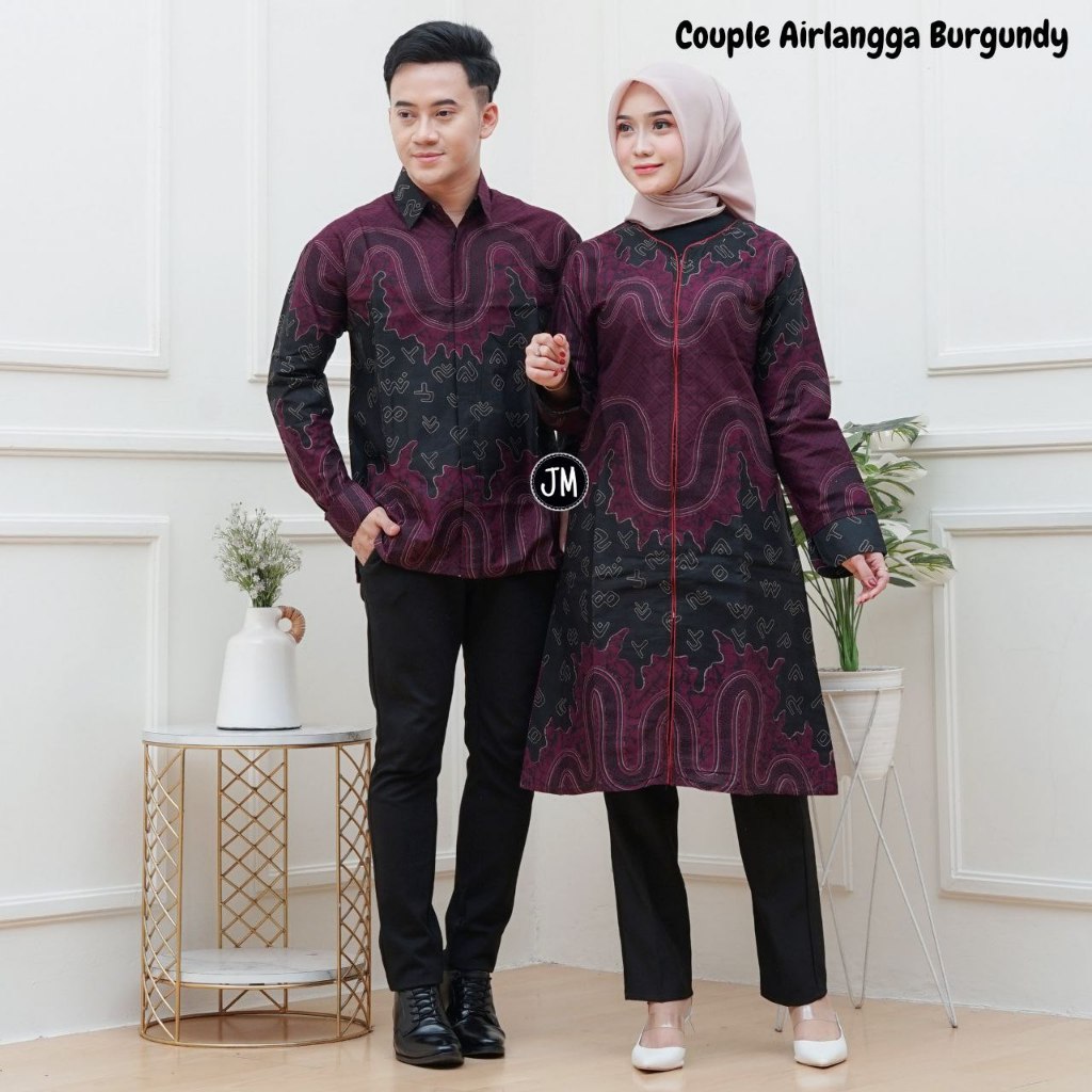 BATIK COUPLE MODERN MOTIF AIRLANGGA BURGUNDY KEMEJA & TUNIK RESLETING DEPAN BATIK ATASAN BATIK WANIT