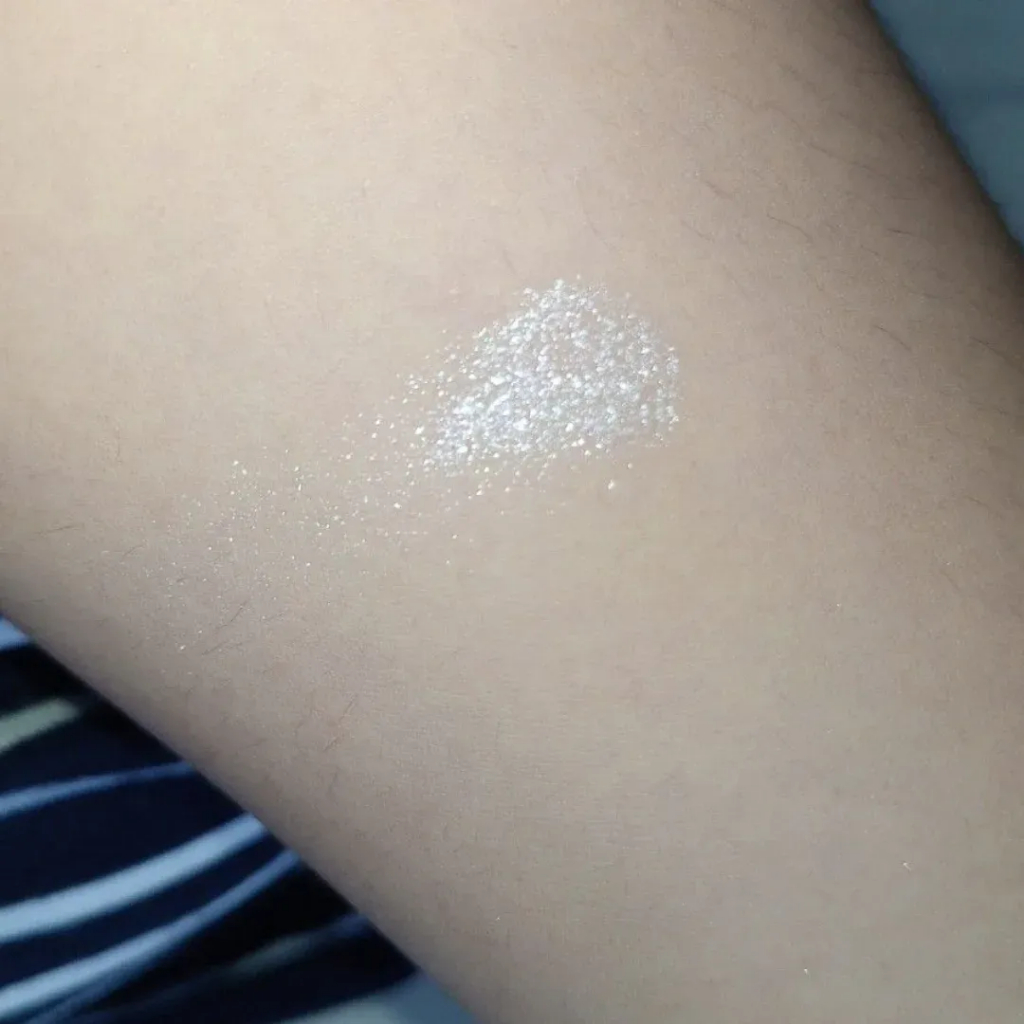 shiseido shimmering cream eye color preloved