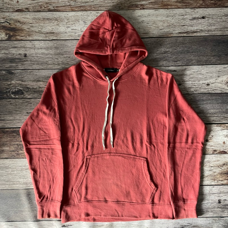 HOODIE R&M RICHARD MERAH JAMBU SECOND - Hoodie R&M Richard Warna Merah Jambu Second