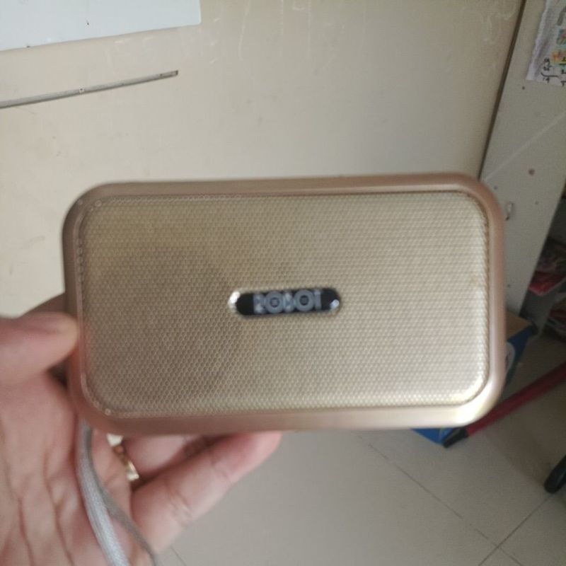 SPEAKER PORTABLE ROBOT PRELOVED