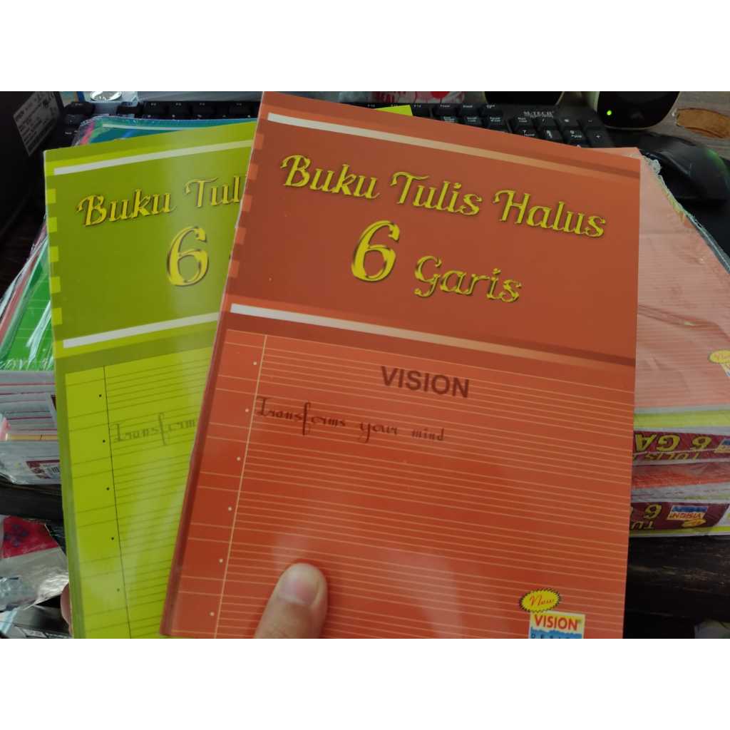 

BUKU TULIS HALUS GARIS 6 BUKU HALUS GARIS 6