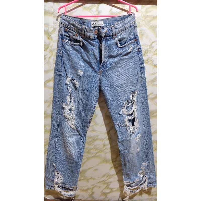 zara ripped jeans