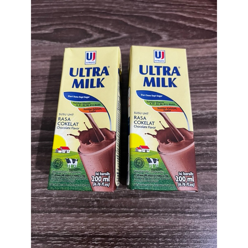 

Susu UHT Cokelat Ultra Milk 200ml - Susu Ultra Cokelat 200ml