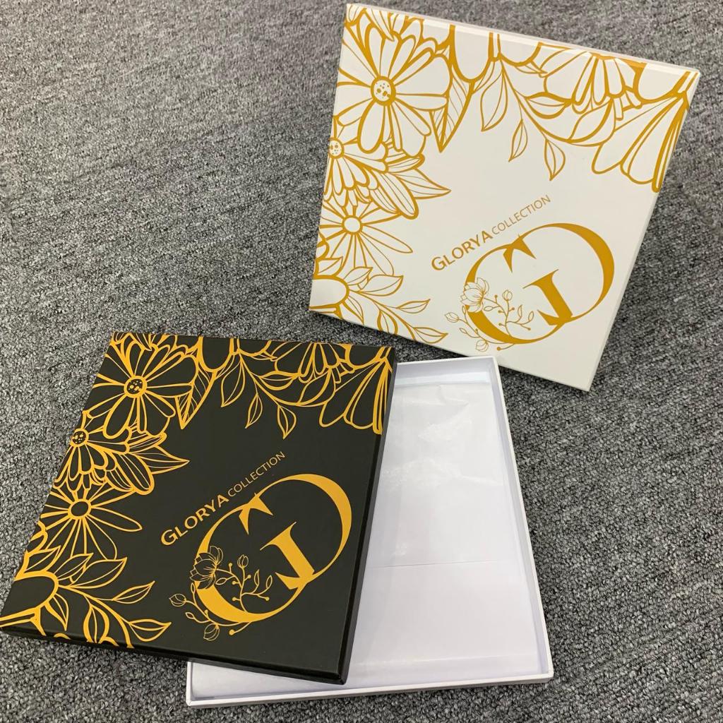 

AKS021 Box Hijab Glorya Collection