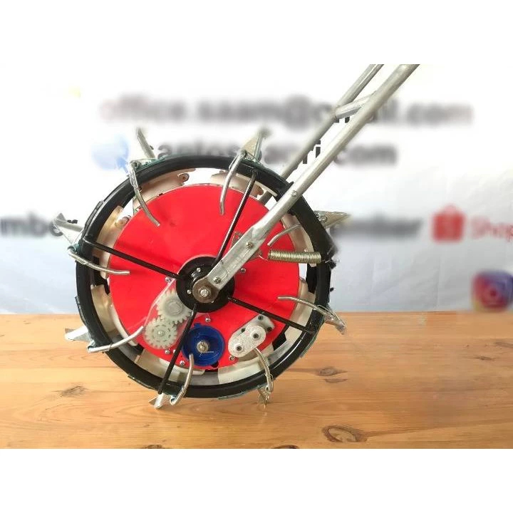 Mesin Alat Tanam Jagung Dorong Bahan Besi SAAM Hercules Tanpa Roda Penutup Tanah Original Pabrik