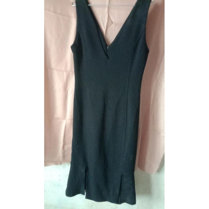 dress hitam buat dinner